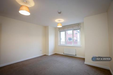 2 bedroom flat to rent, Torwood Crescent, Edinburgh, EH12