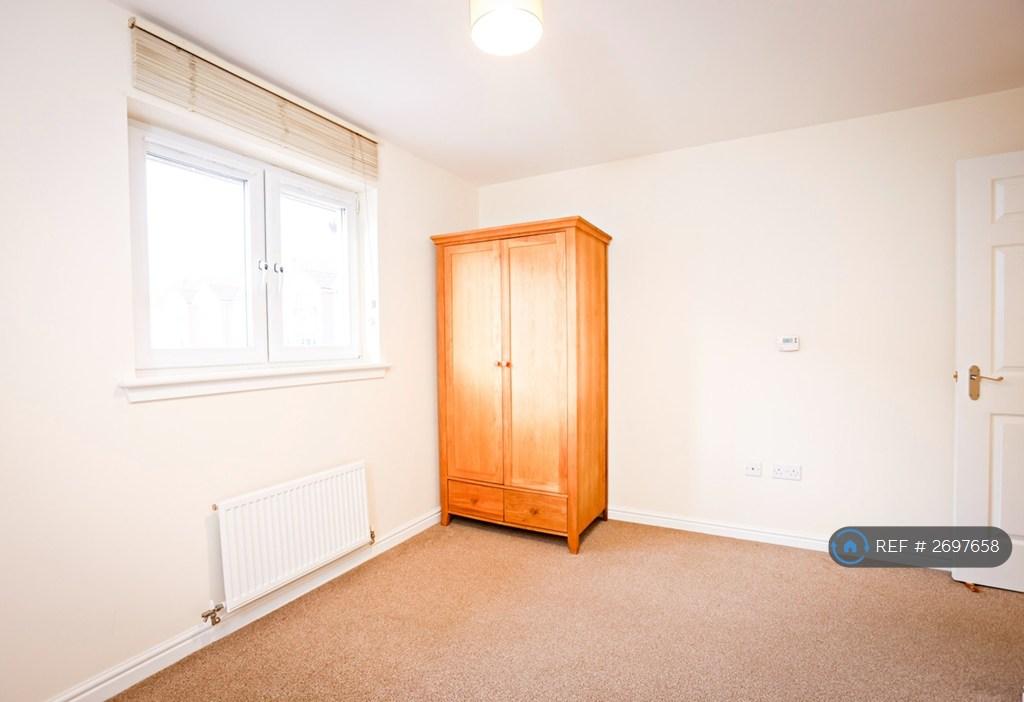 Bedroom 1 Inc Wardrobe