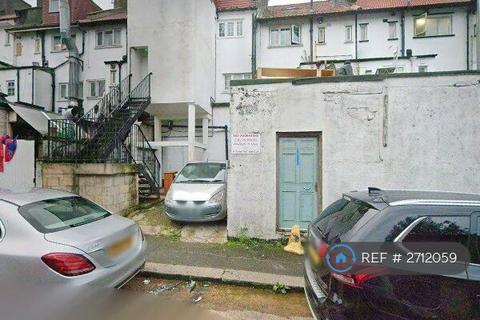 undefined, Neasden Lane North, London, NW10