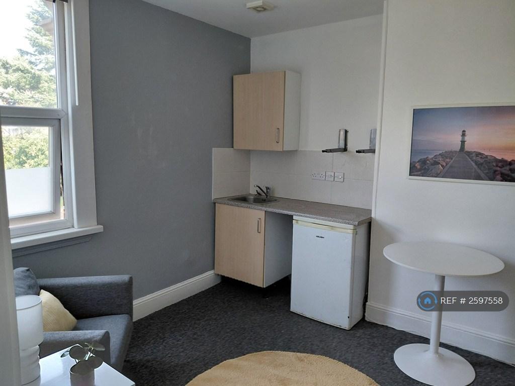 Fully Furnished With Mini Kitchenette