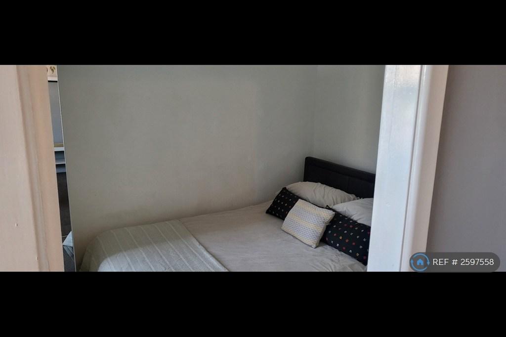 Separate Bedroom With Ottoman Storage Double Bed