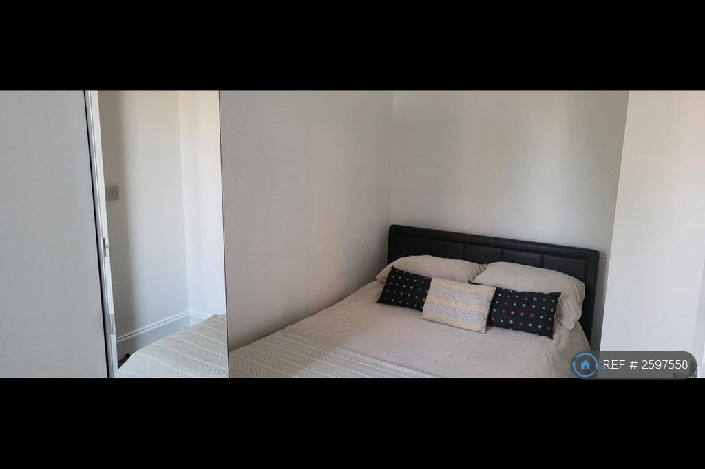 Fully Inclusive Of All Bills At £685pcm