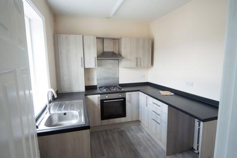 2 bedroom detached bungalow to rent, Long Lane, Huddersfield, West Yorkshire, HD5 9LH