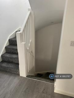 2 bedroom maisonette to rent, Newmarket Road, Cambridge, CB5