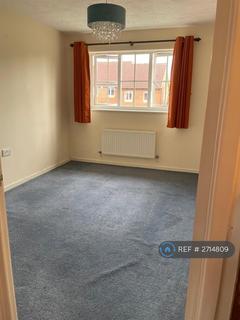 2 bedroom terraced house to rent, Bramham Close, Leicester, LE3