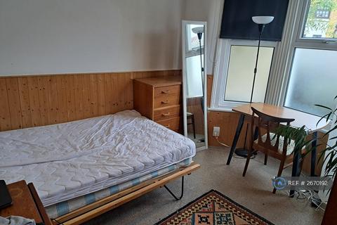 undefined, Jennings Road, London, SE22