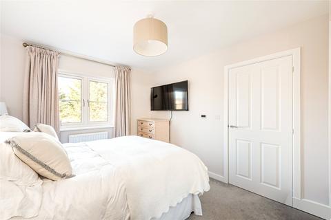 4 bedroom semi-detached house for sale, Crown Way, Longwick, Princes Risborough, Buckinghamshire, HP27
