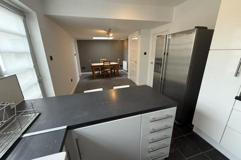 undefined, Harobrough Road, Oadby, LE2