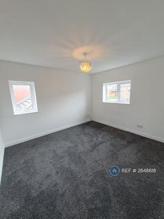 2 bedroom flat to rent, Chapel Walk, Coppull, Chorley, PR7