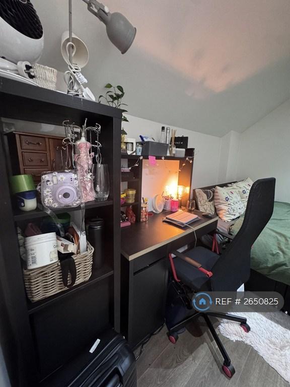Room 6