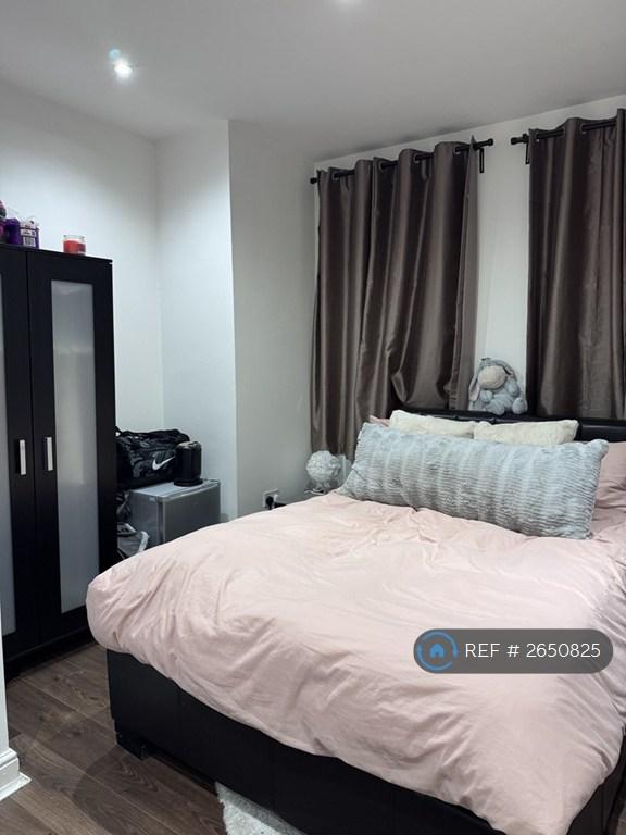 Room 5