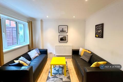 undefined, Spear Road, Southampton, SO14