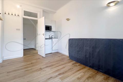 undefined, Oslo Court, St Johns Wood, NW8