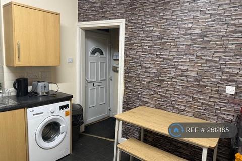 undefined, Elmfield Terrace, Huddersfield, HD5