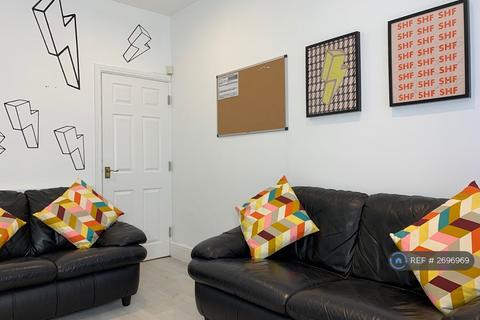 4 bedroom terraced house to rent, Neill Road, Sheffield, S11