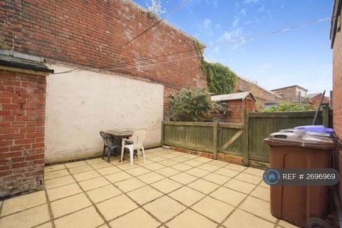 4 bedroom terraced house to rent, Neill Road, Sheffield, S11