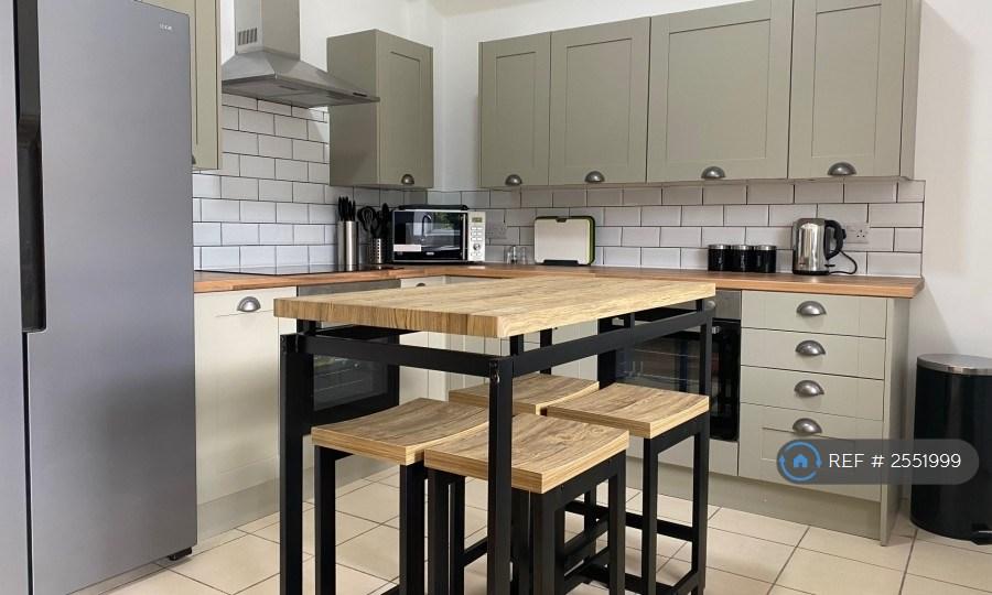 Furnished Kitchen