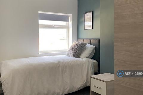 undefined, Fountain Street, Birkenhead, CH42