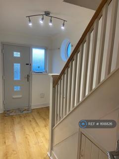 3 bedroom semi-detached house to rent, Chalk Road, Kent, DA12