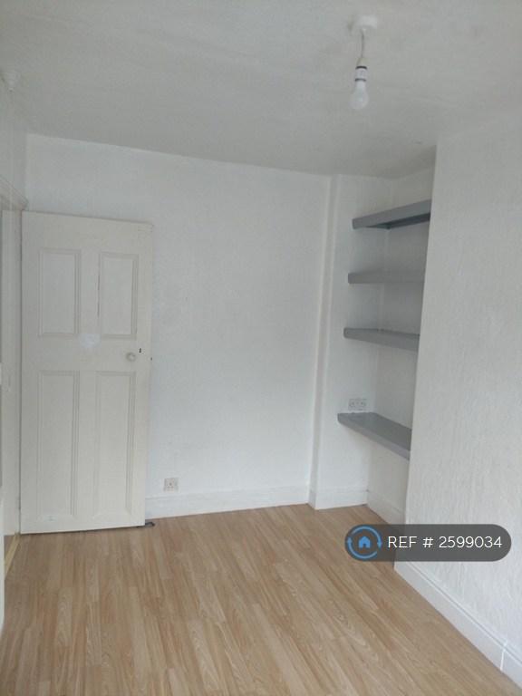 Front Double Bedroom