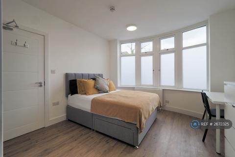 undefined, The Meadow Way, Harrow, HA3