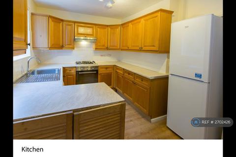 3 bedroom terraced house to rent, Hayling Road, Watford, WD19