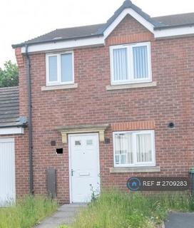 3 bedroom terraced house to rent, Pel Crescent, Oldbury, B68