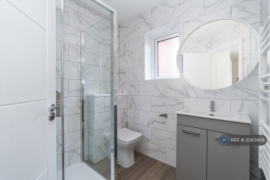 Upstairs Shower/Toilet