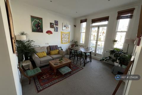 undefined, Fairholme Road, London, W14