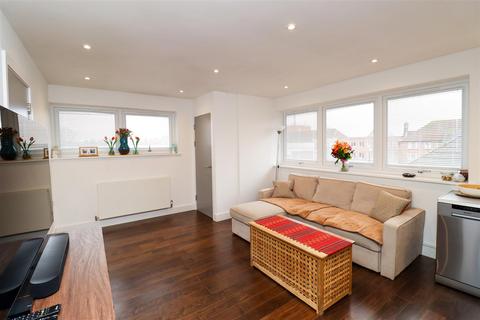 undefined, Branksomewood Road, Fleet GU51
