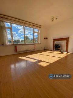 4 bedroom terraced house to rent, Weekes Drive, Slough, SL1