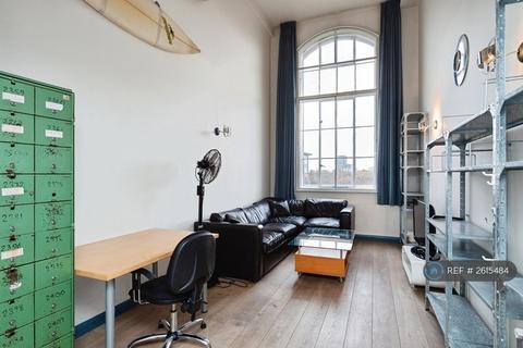1 bedroom flat to rent, Bow Quarter, London, E3