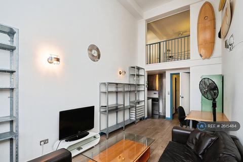 1 bedroom flat to rent, Bow Quarter, London, E3