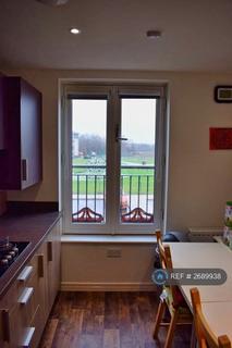 2 bedroom flat to rent, Richmond Park Terrace, Glasgow, G5