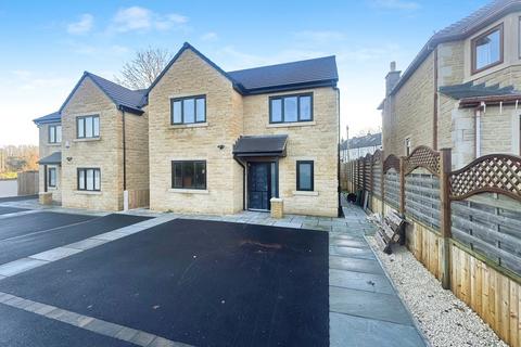 4 bedroom detached house for sale, Bradford Road, Cottingley, Bingley, Bradford , BD16