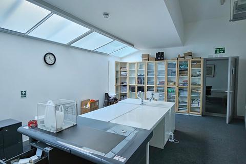 Healthcare facility for sale, 259-263 Goswell Rd London EC1V 7AH