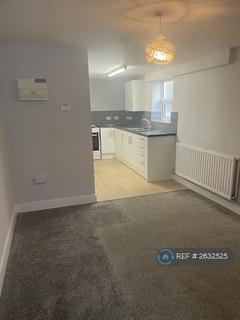 1 bedroom flat to rent, South Market Road, Great Yarmouth, NR30