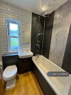 2 bedroom flat to rent, Eaton Crescent, Swansea, SA1