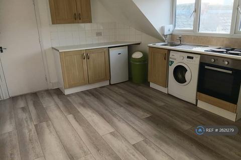 1 bedroom flat to rent, Crouch End Central, London, N8