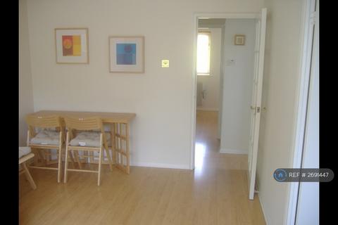1 bedroom flat to rent, Telegraph Place, London, E14