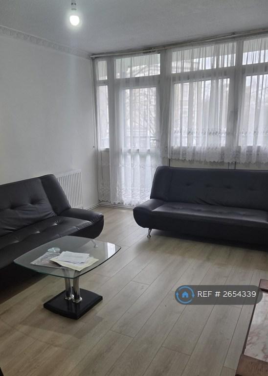 Living Room / Dining Room