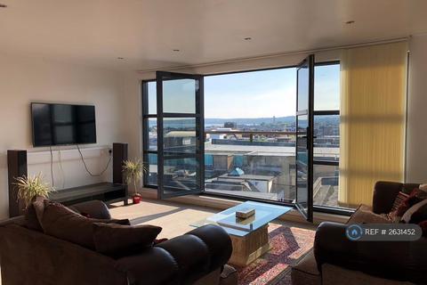 2 bedroom penthouse to rent, Castle Buildings, Swansea, SA1
