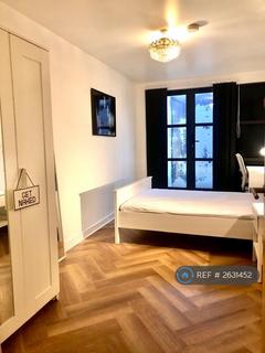 2 bedroom penthouse to rent, Castle Buildings, Swansea, SA1