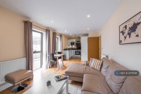 2 bedroom flat to rent, Mercury House, London, E16