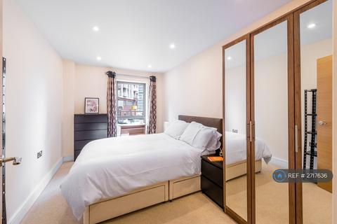 2 bedroom flat to rent, Mercury House, London, E16