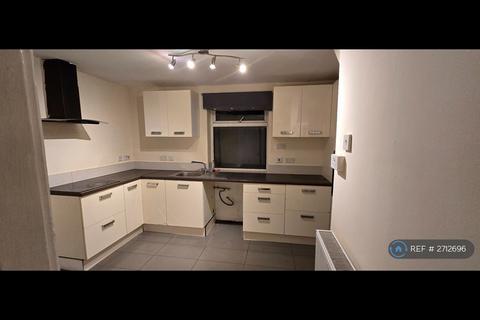 3 bedroom semi-detached house to rent, Poulter Street, Langwith, Mansfield, NG20
