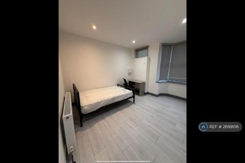 2 bedroom flat to rent, Birkin Avenue, Nottingham, NG7