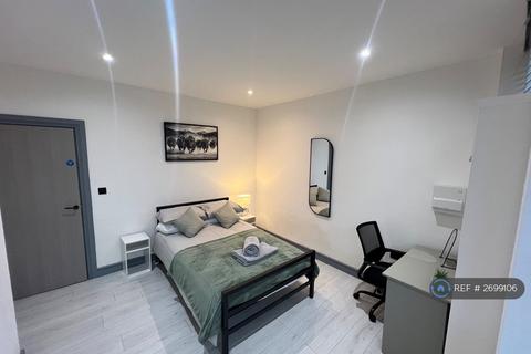 2 bedroom flat to rent, Birkin Avenue, Nottingham, NG7