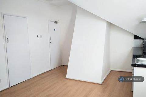 undefined, Hollyshaw Lane, Leeds, LS15