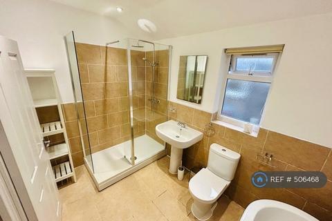 5 bedroom terraced house to rent, Alloa Road, London, SE8